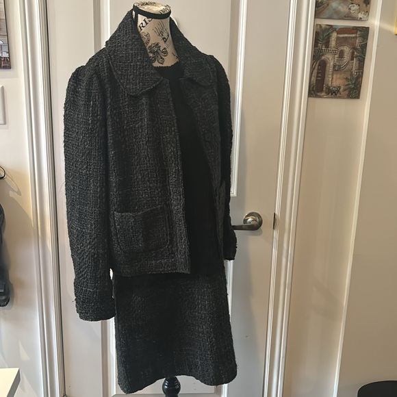 Dolce & Gabbana Authentic Wool Jacket Lace Dress Set - Picture 4 of 16